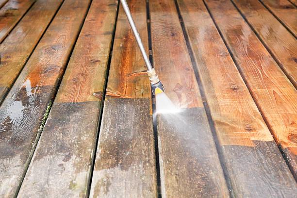 Why Choose Our Certified Pressure Washing Experts for Your Project Needs in Cumberland, IN?